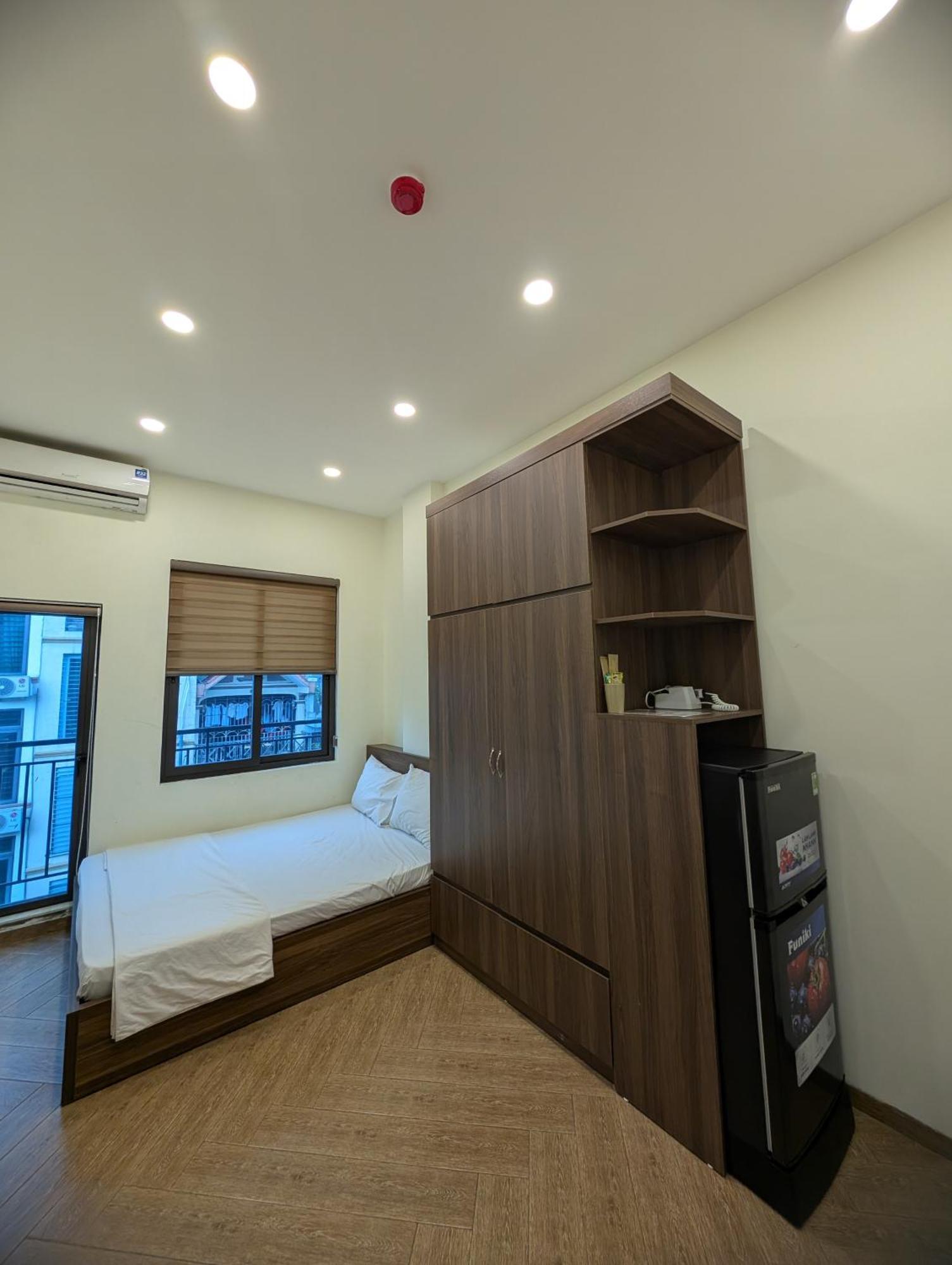 Era Apartment 158 Nguyen Khanh Toan Hanoi Eksteriør bilde